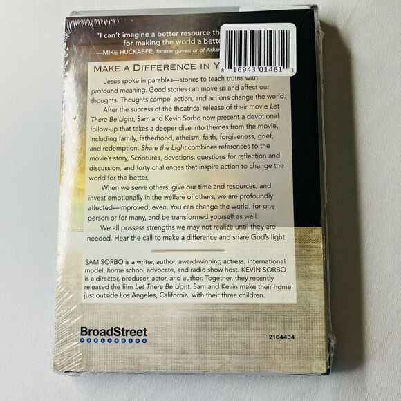 LetāThereĀ BeāLightāDVDāGiftāSet - Picture 4 of 6